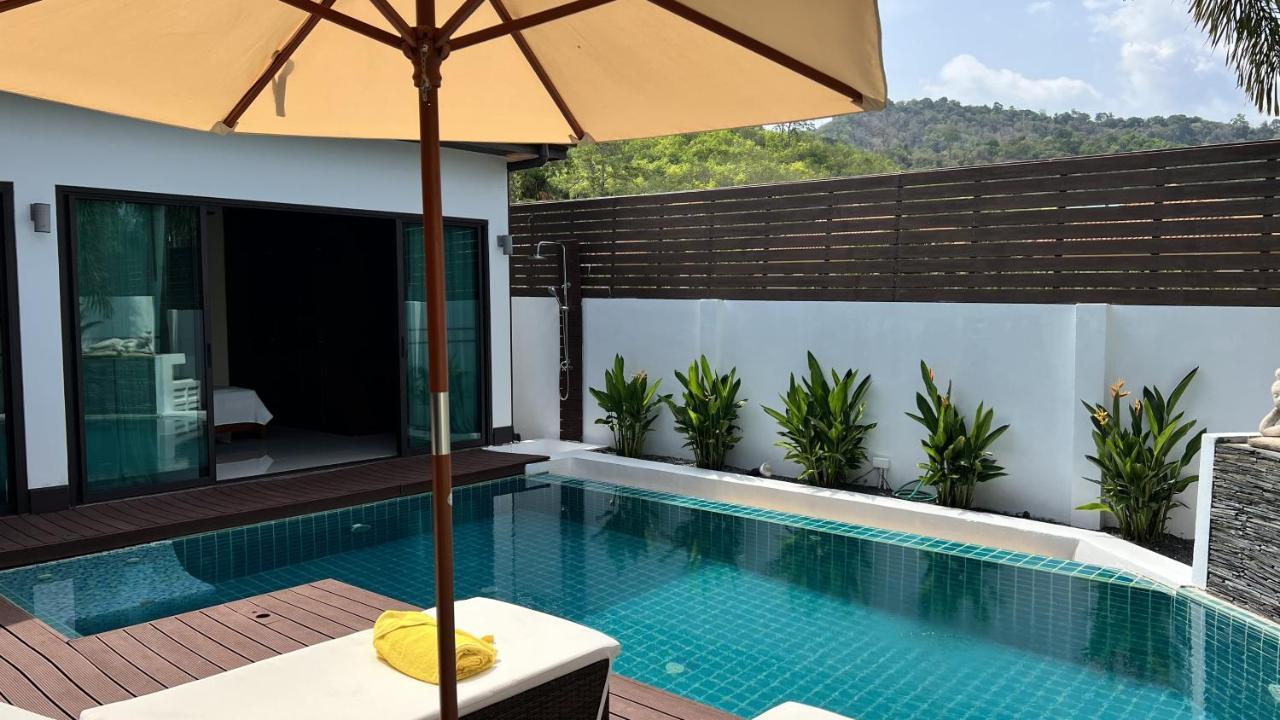 Plunge Tropic Villas 2 Naiharn Rawai Exterior photo
